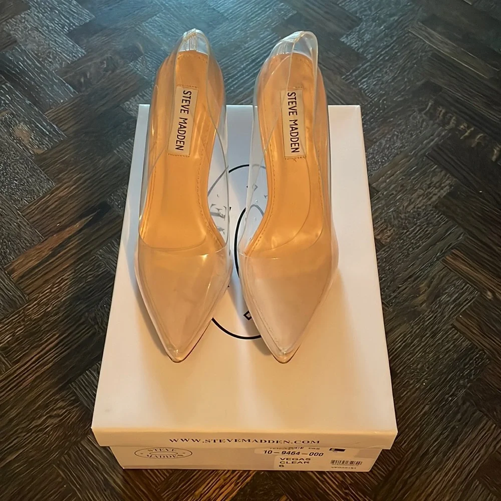 ❌ SOLD ❌ Steve Madden | Clear Heels - Picture 1 of 5